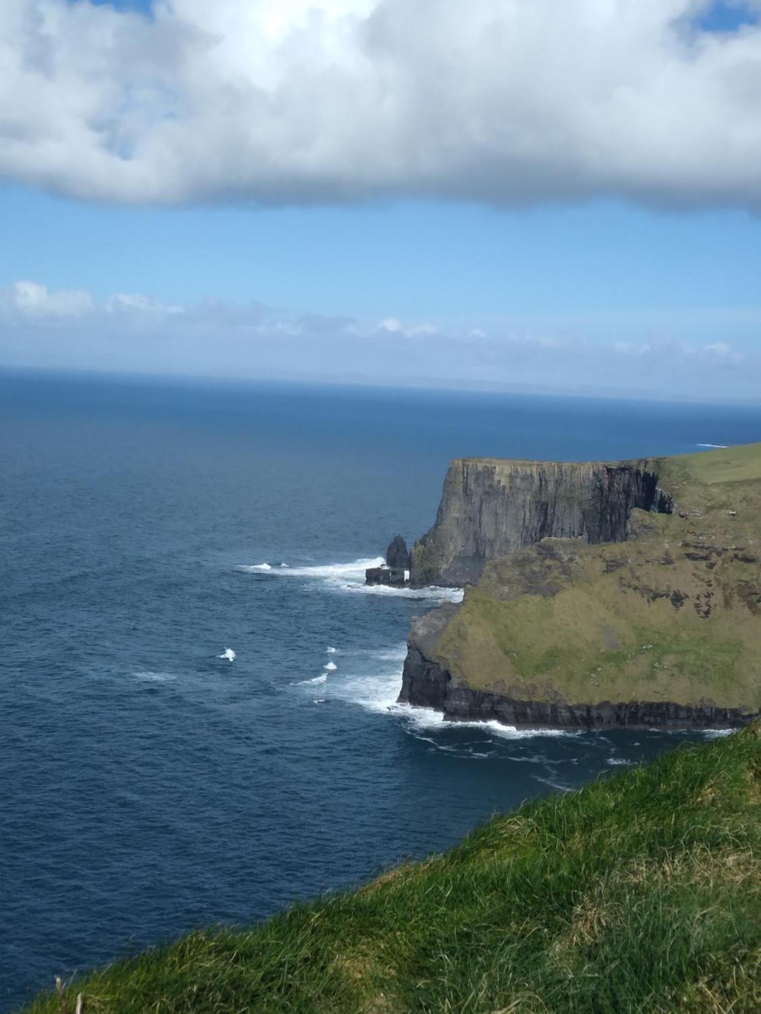 Next Stop Cliffs Of Moher ليسكانور المظهر الخارجي الصورة